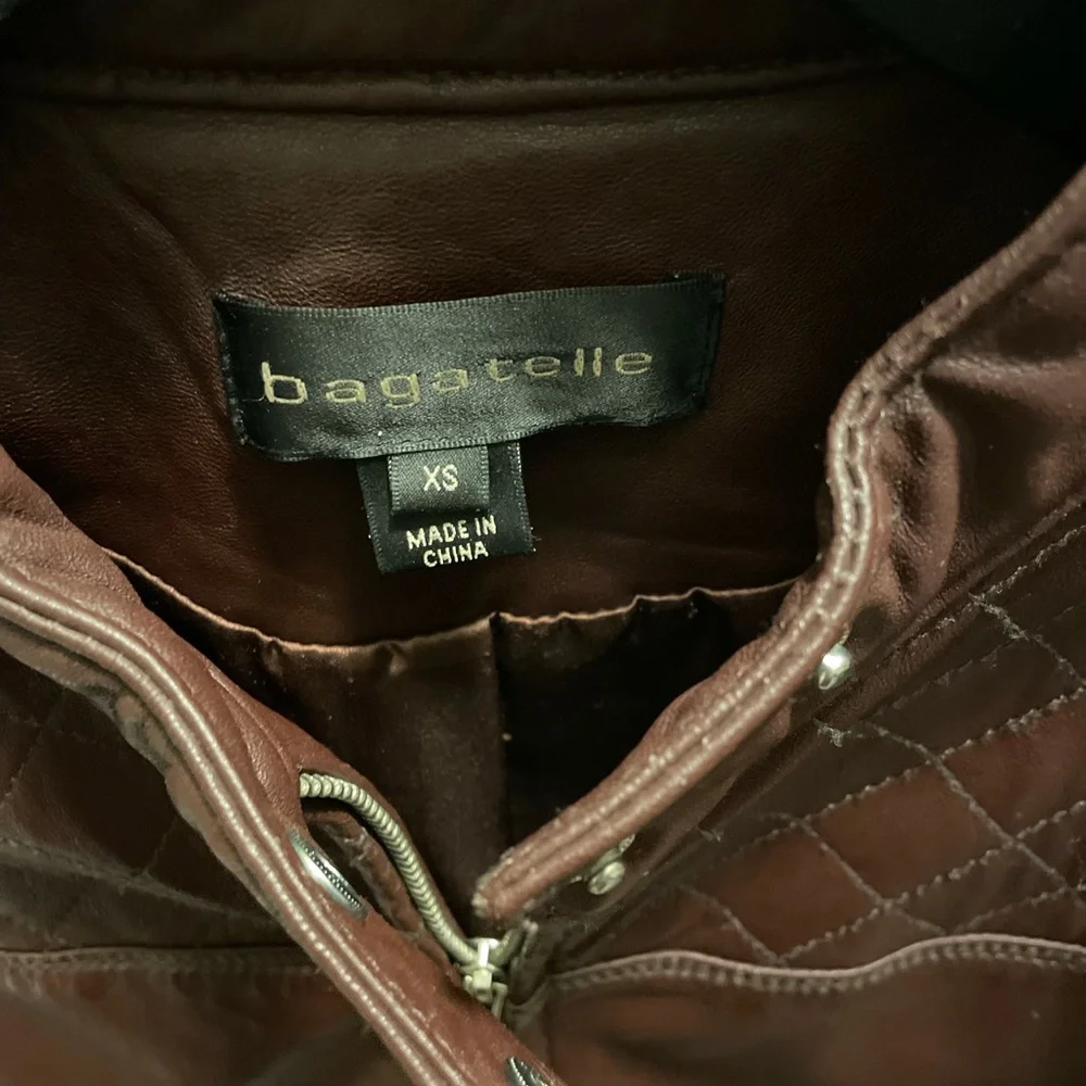 Bagatelle Brown leather jacket - Picture 6 of 10